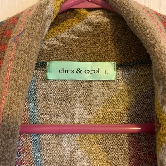 Chris and carol cardigan - Picture 2 of 4